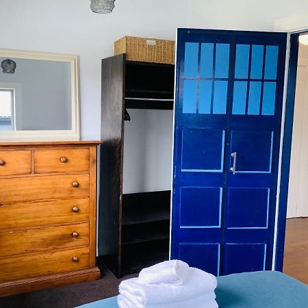 Uptown City Haven - Christchurch Townhouse エクステリア 写真